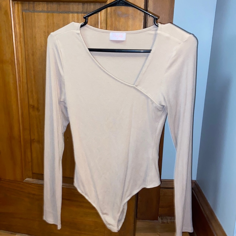 Pink Lily Boutique beige long sleeve body suit: size M